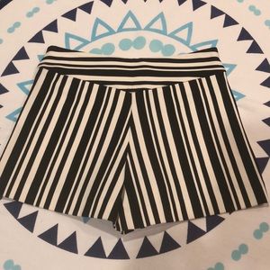 ⭐️BNWOT, Zara Shorts⭐️